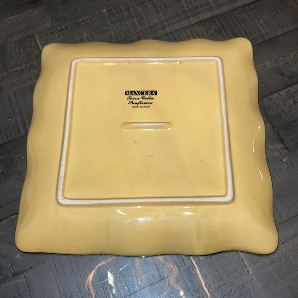 Maggiora Terra Bella Sunflower Square Plate Hand Painted Ceramic‎ Dish